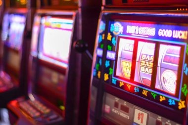 byond Live Roulette studio showing professional dealer, spinning wheel, and real-time betting interface